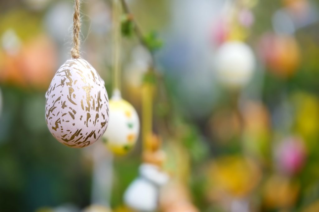 Easter decorations - Image by Mariya Muschard from Pixabay