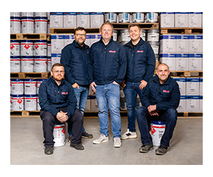 Carbon Paint Centre Team Photo - thumbnail image