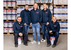 Carbon Paint Centre Team Photo - thumbnail image